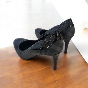 BURBERRY Black Patent Leather Pumps Size 38.5 - Stiletto Heels - Pre-Owned Great